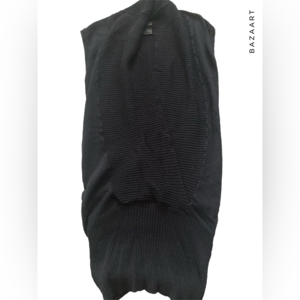 Frenchi sleeveless shirt